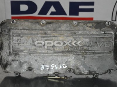 Купить 1319558g в Екатеринбурге. Крышка головки блока клапанного механизма DAF 95